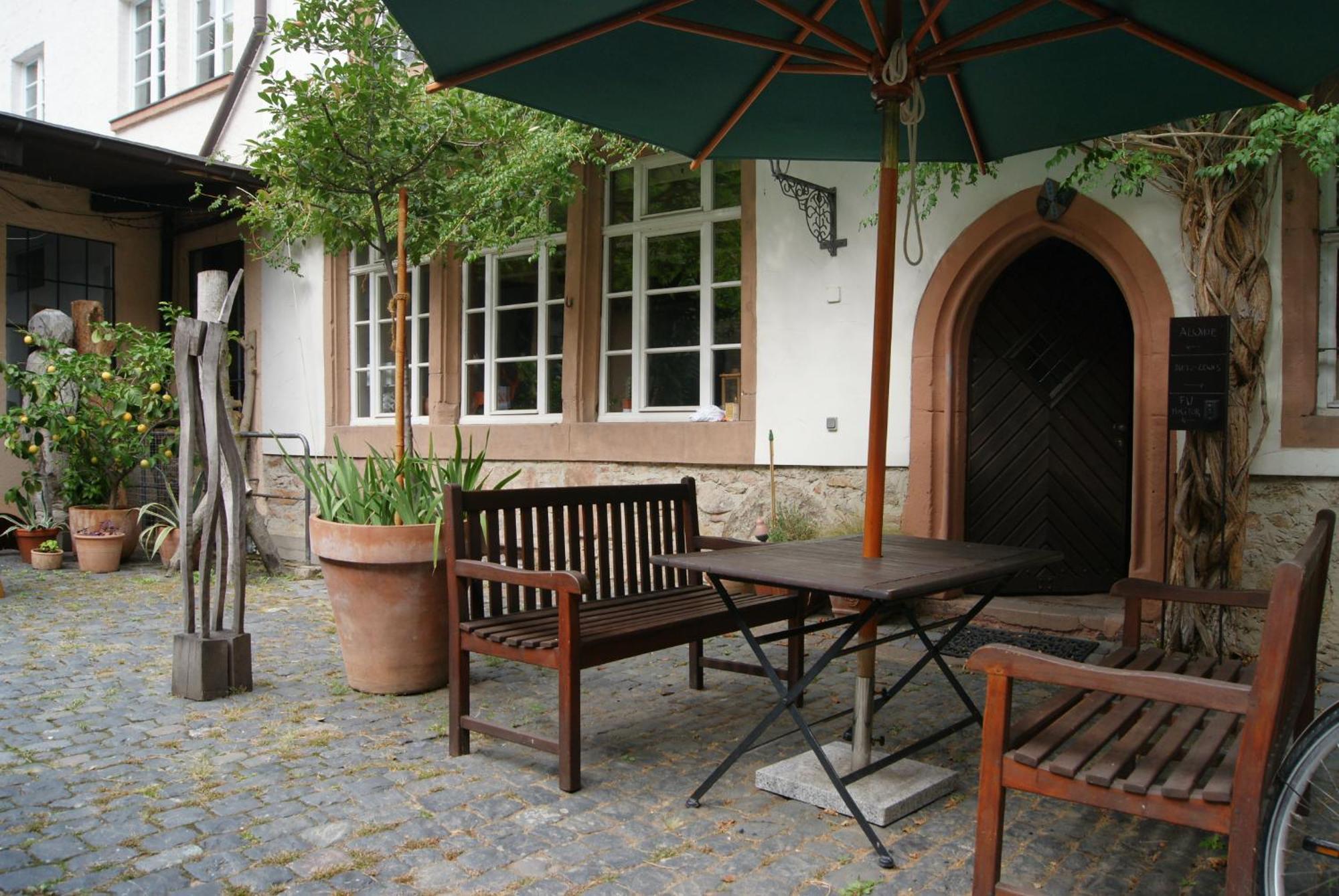 Historischer Adelshof Am Marktplatz, Atelier 70 M² Weinheim Extérieur photo